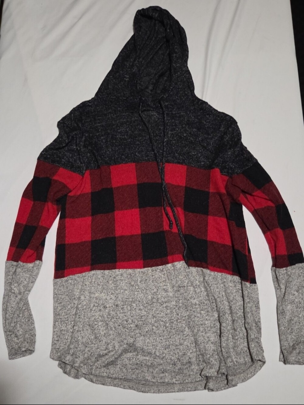 Haptics women's large red plaid hooded top #27